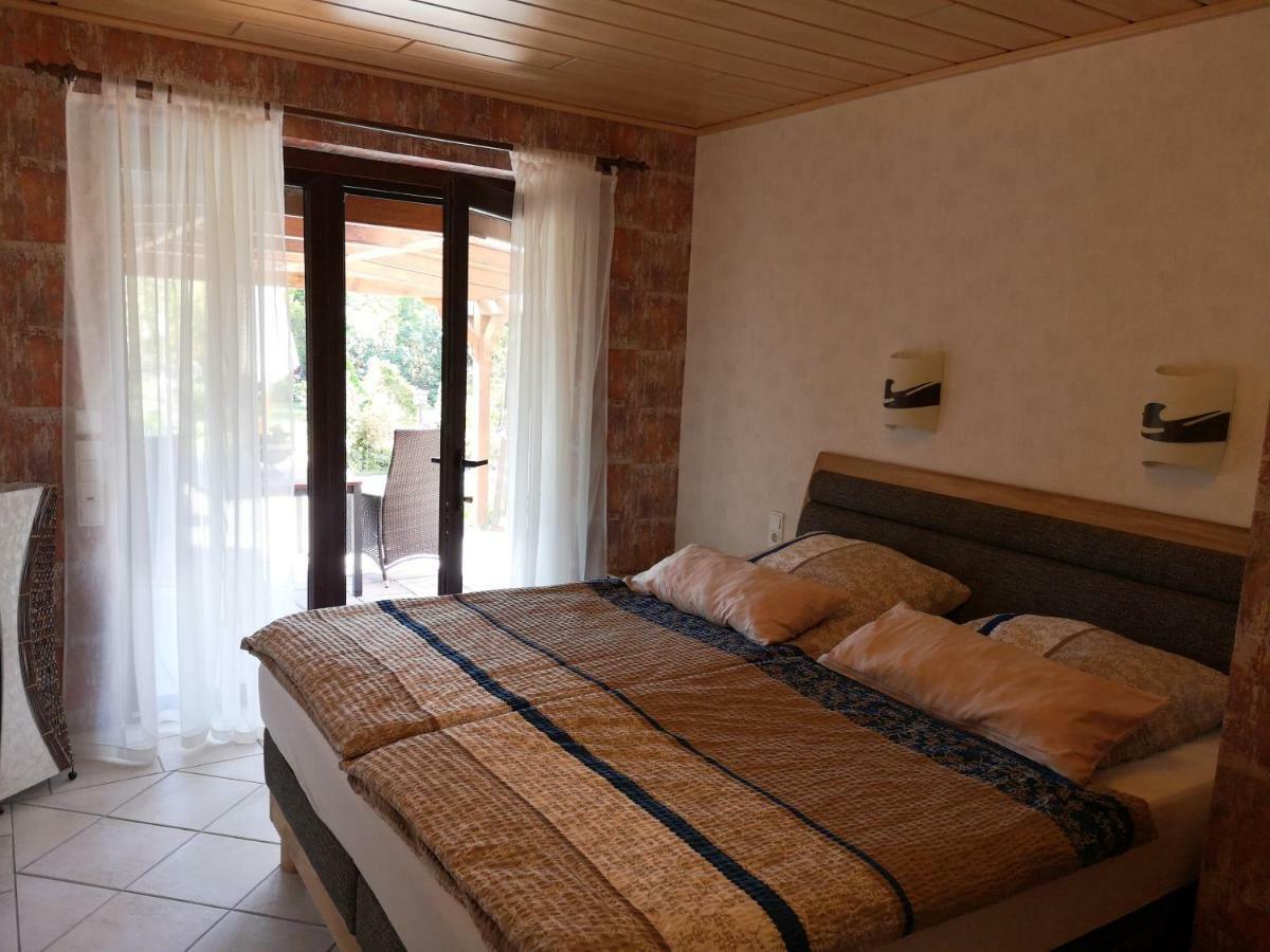 Ferienwohnung Libelle Burhave Exterior foto